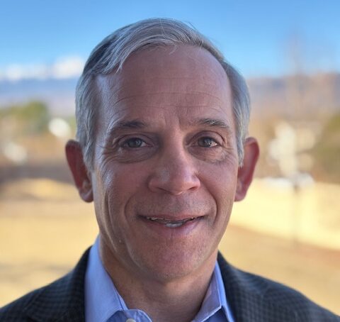 Headshot-Rob-Cashell-e